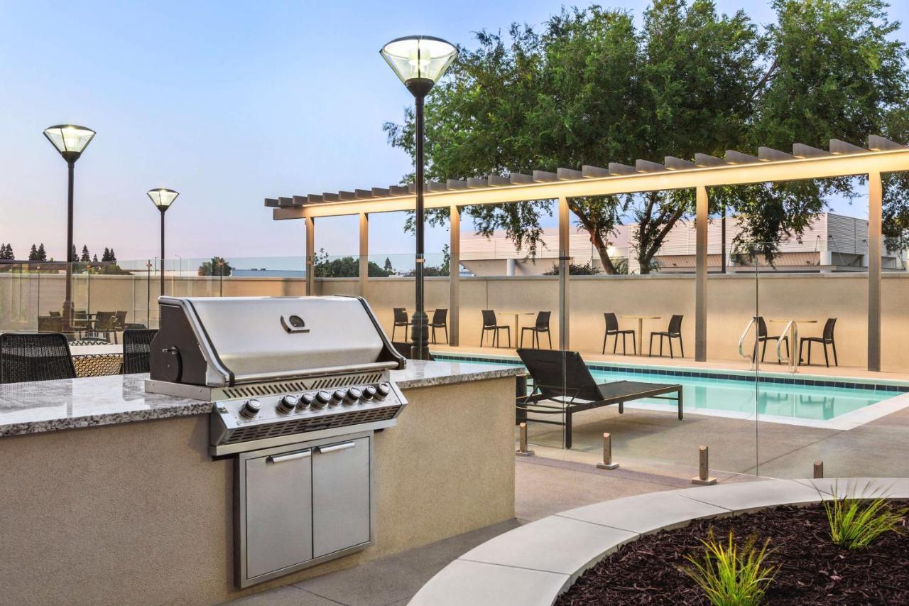 Hampton Inn Stockton, Ca Buitenkant foto